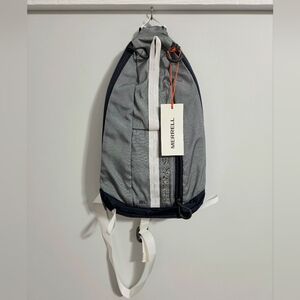 Nwot Unisex Merrell Crest 8L Sling Bag 